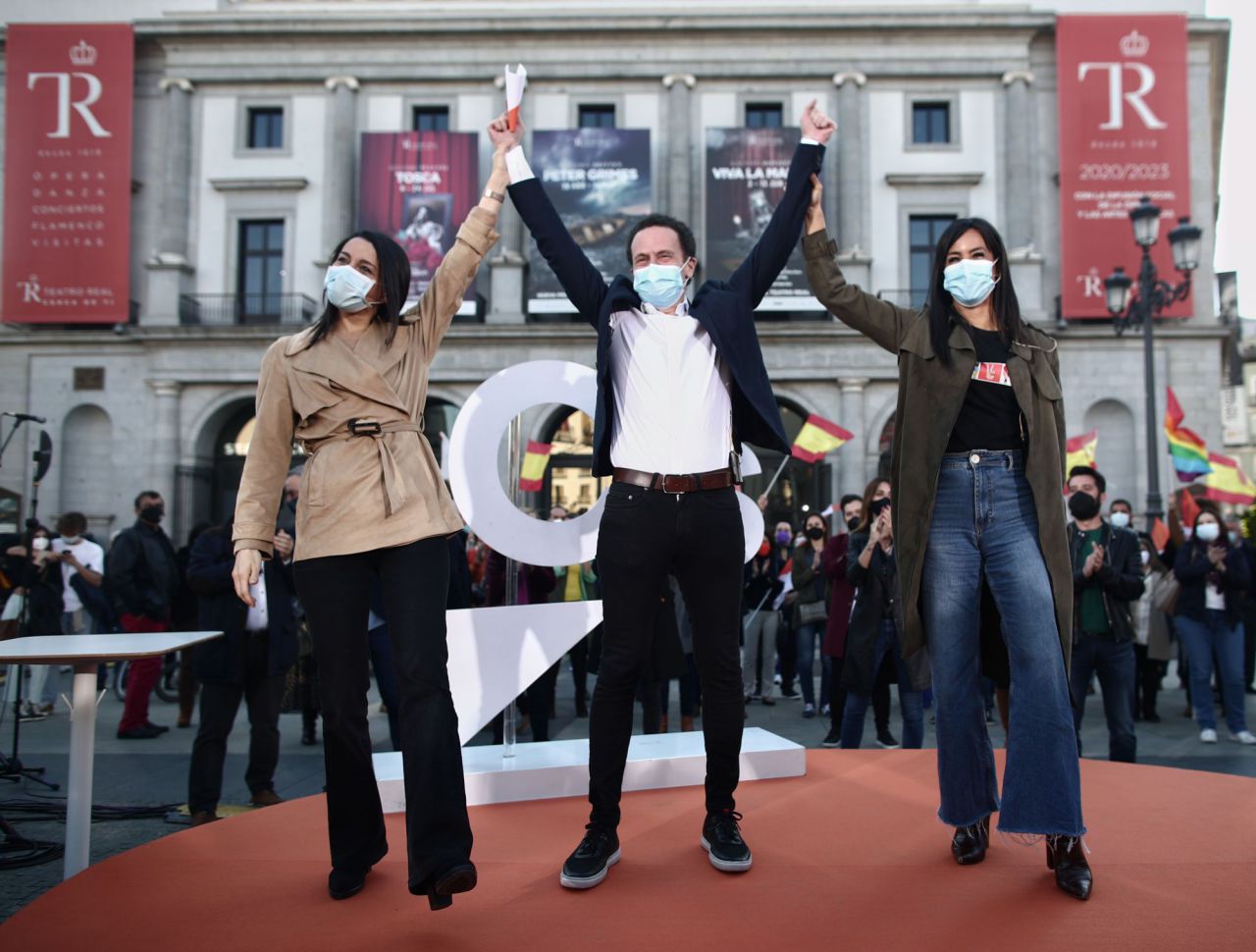 Edmundo Bal, candidato de Ciudadanos a la presidencia de la Comunidad de Madrid, junto a Inés Arrimadas y Begoña Villacís en el arranque de campaña electoral