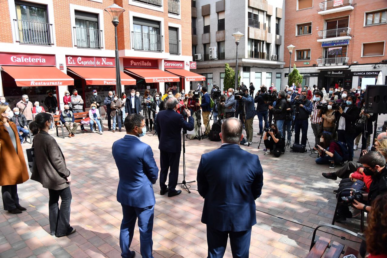 Ángel Gabilondo en un mitin en Alcobendas.