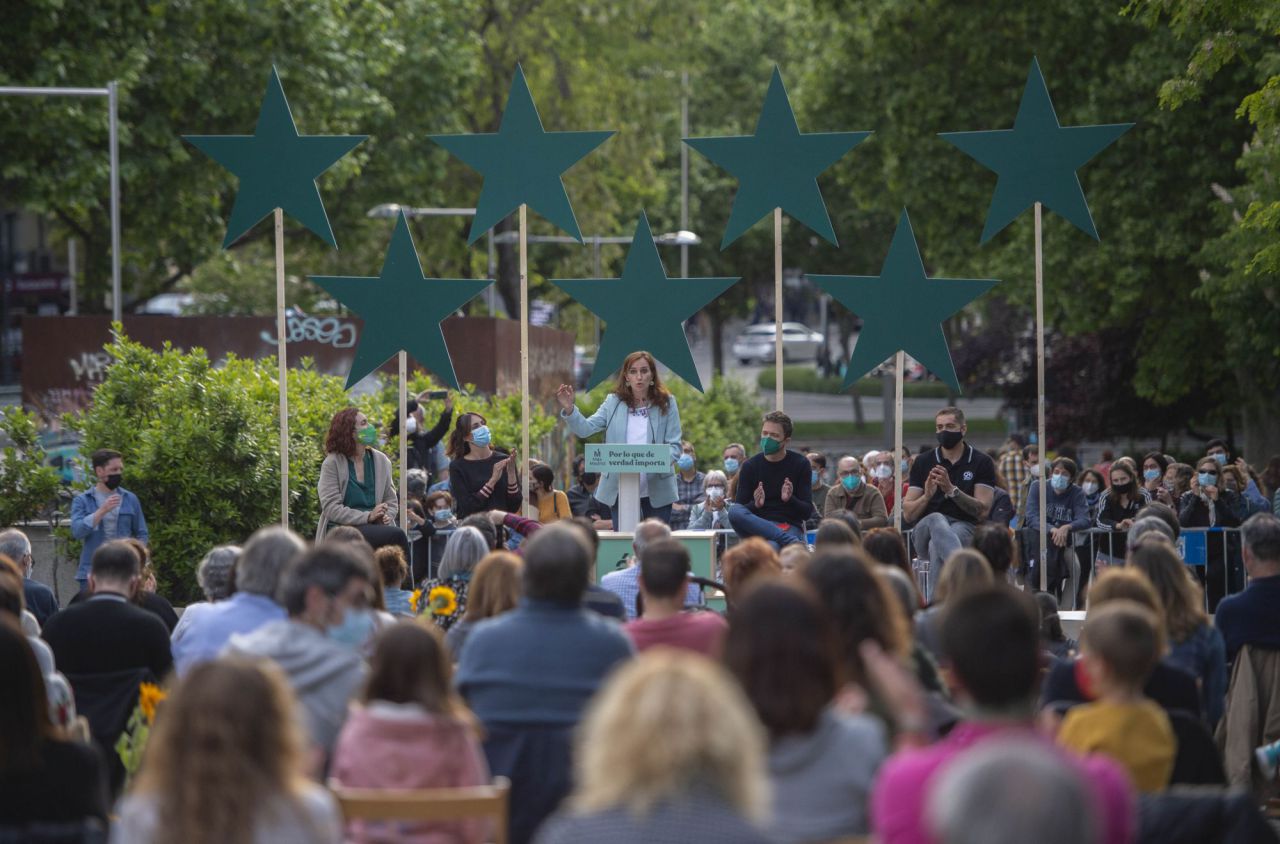 La candidata de Más Madrid, Mónica García, durante el acto de cierre de campaña
