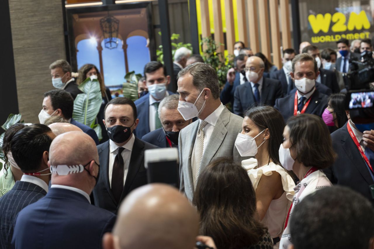 Los Reyes inauguran Fitur