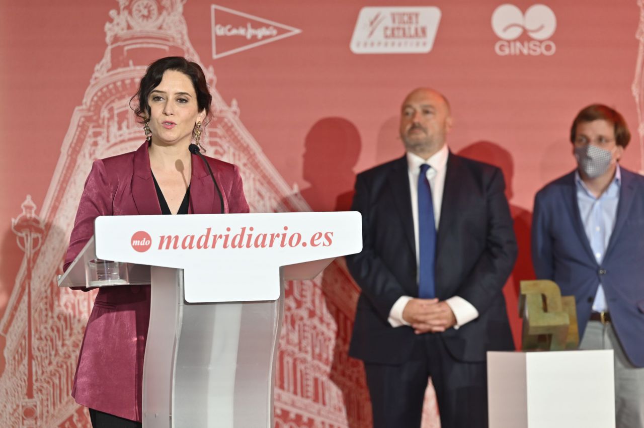Isabel Díaz Ayuso recoge el premio a la Mujer del Año