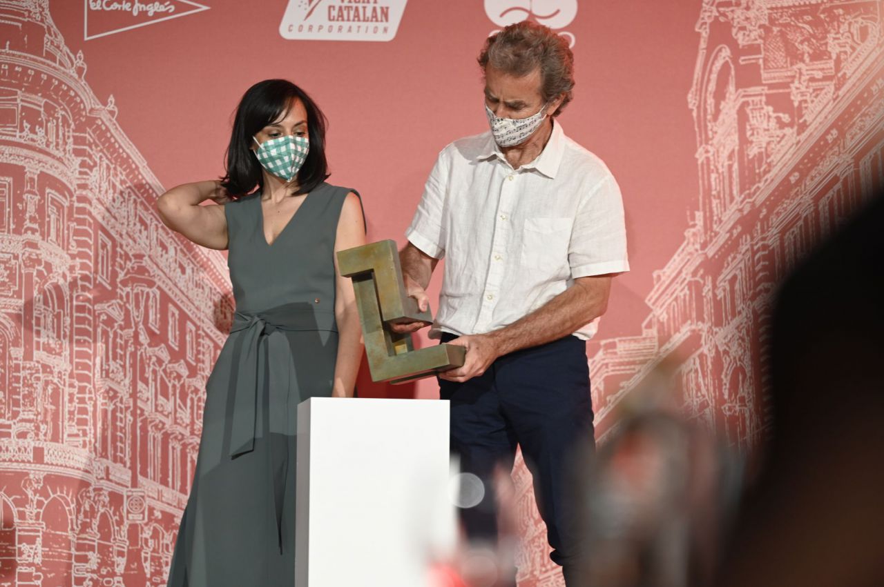 Fernando Simón recoge el premio al Hombre del Año