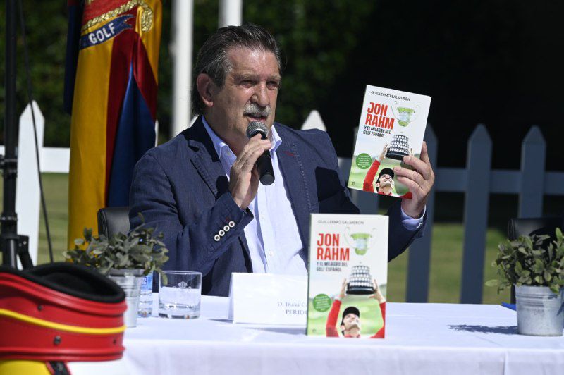 El periodista Iñaki Cano en la rueda de prensa de presentación del libro.