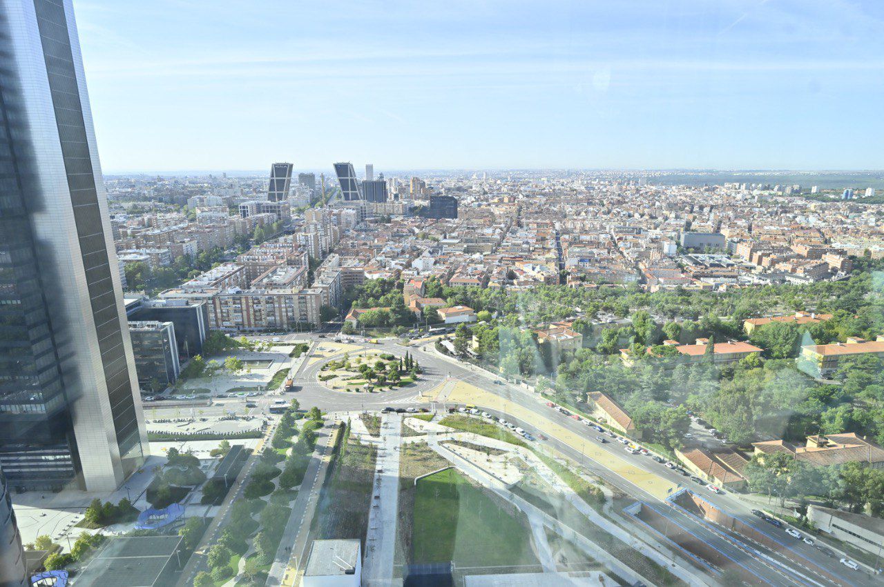 Visita a la Torre Caleido