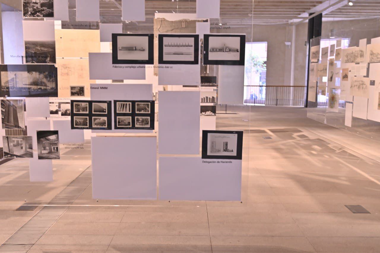 La  exposición  'Universo  Olivetti.  La  comunidad como  utopía  concreta' y la muestra 'Julio Cano Lasso. Naturalezas' vertebran la XVIII Semana de la Arquitectura.