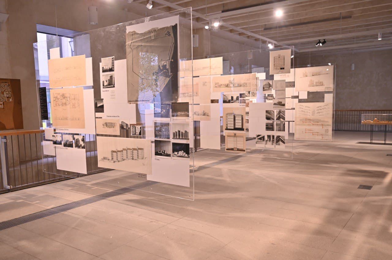 La  exposición  'Universo  Olivetti.  La  comunidad como  utopía  concreta' y la muestra 'Julio Cano Lasso. Naturalezas' vertebran la XVIII Semana de la Arquitectura.