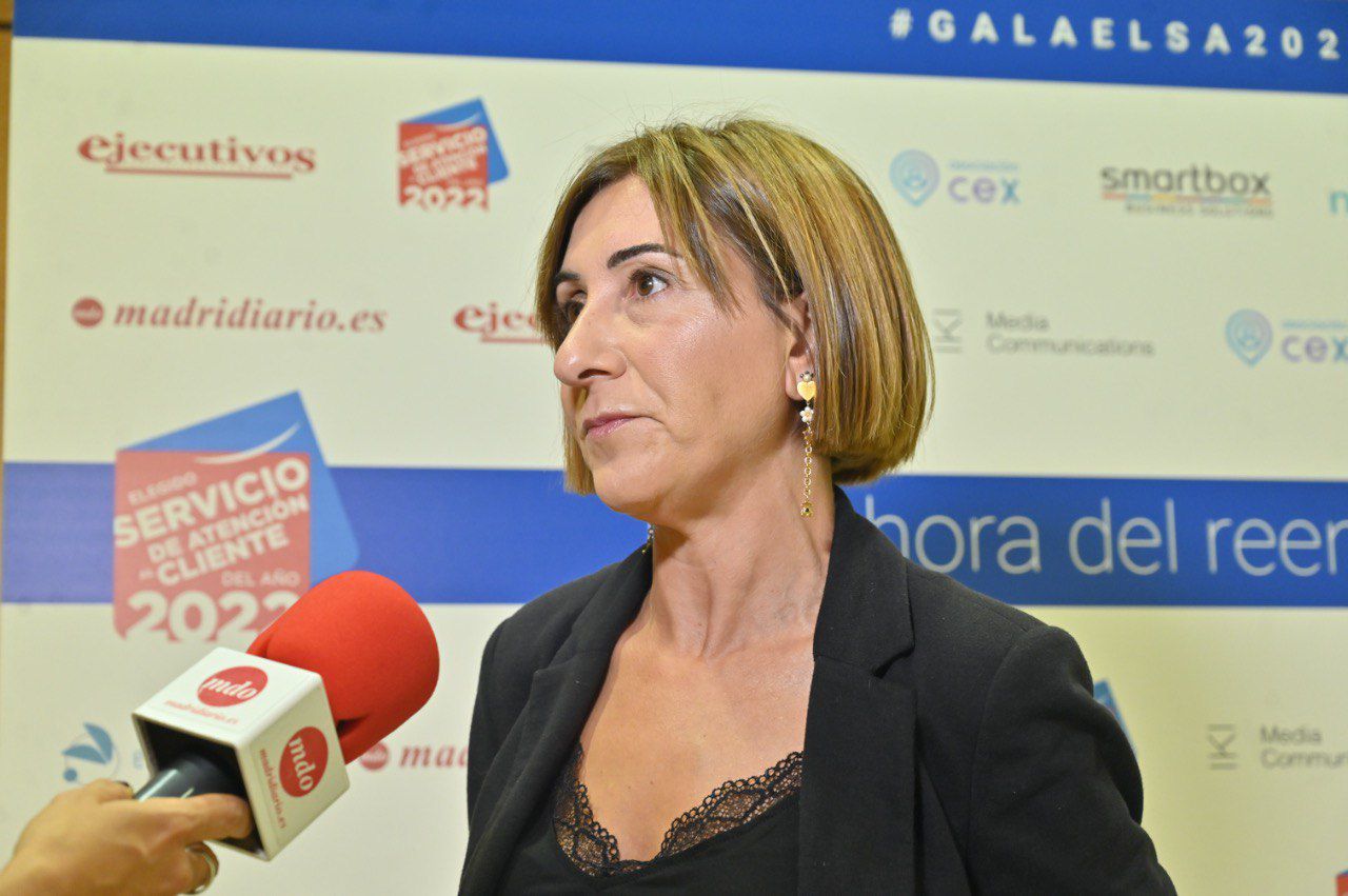 Marta Vázquez, directora del Call Center de Kalamazoo, líder en servicio en la categoría de Materiales de oficina.