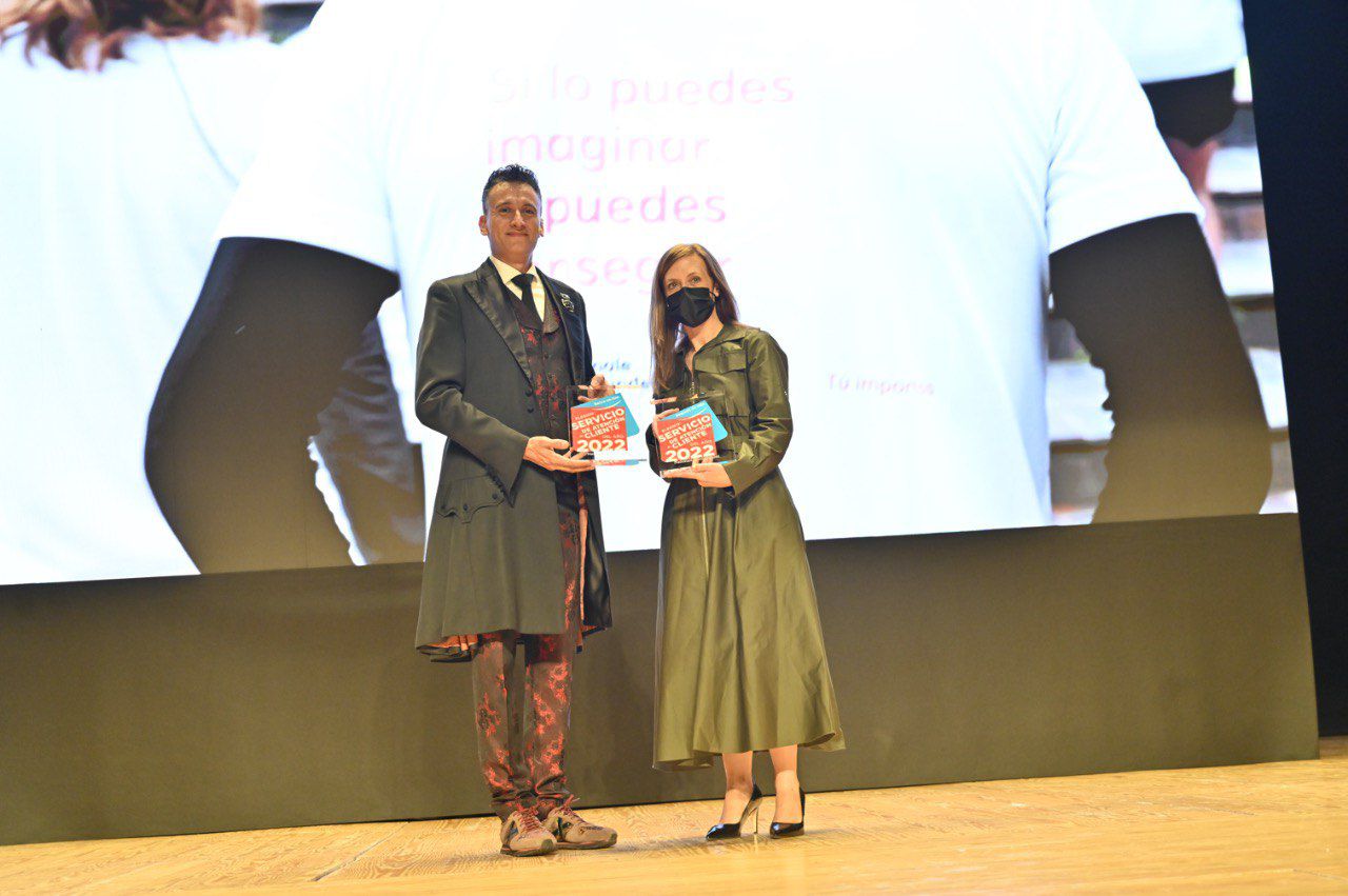Rocío Salas, responsable de Experiencia de Cliente de Nationale-Nederladen, líder en servicio en la categoría de Seguros de Vida y Banca online.