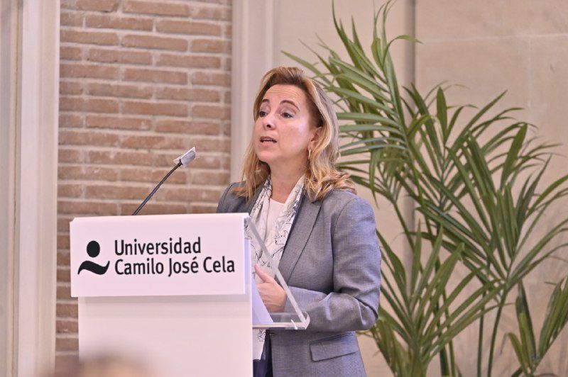 Nieves Segovia, presidenta de la Institución Educativa SEK