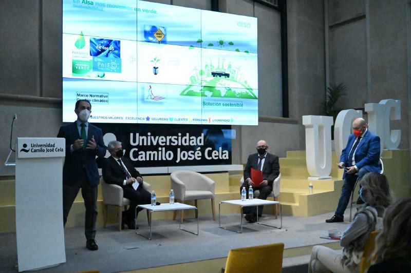 Francisco Iglesias, CEO de ALSA, en su ponencia sobre la innovación eléctrica en Madrid.