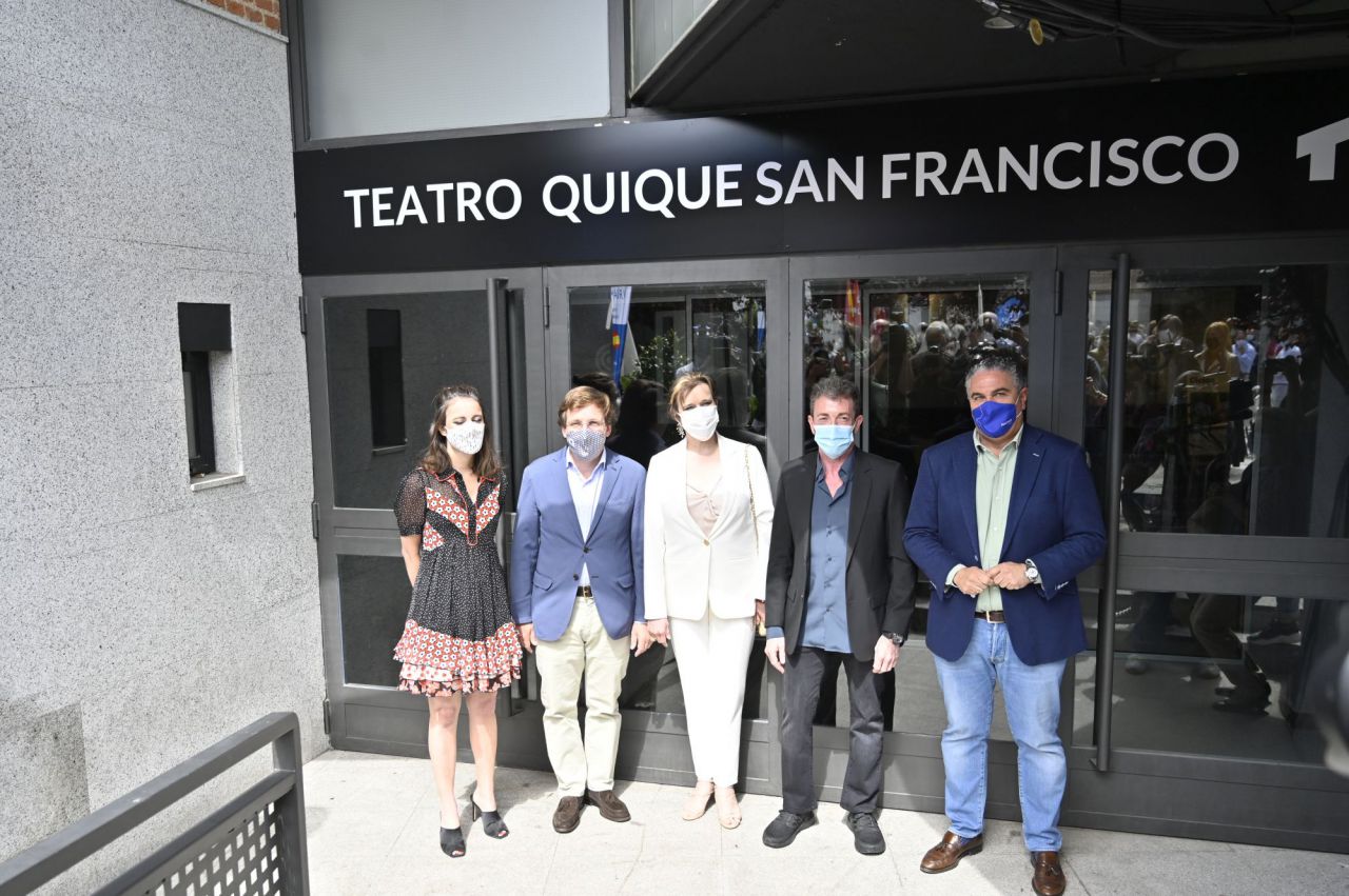 El Alcalde Almeida inaugura. el nuevo Teatro Quique San Francisco.