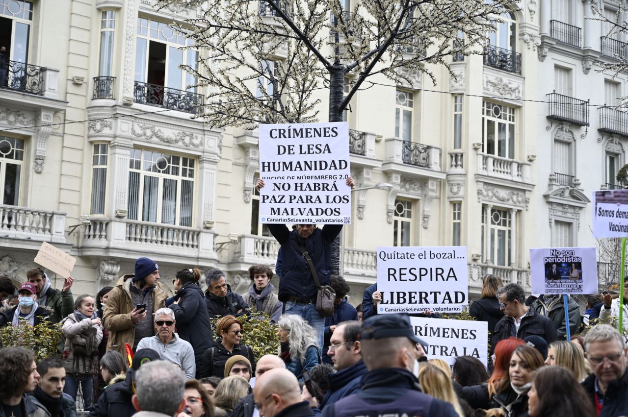 Manifestación contra la vuelta de la obligatoriedad de las mascarillas en exteriores