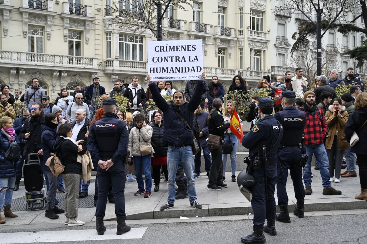 Manifestación contra la vuelta de la obligatoriedad de las mascarillas en exteriores