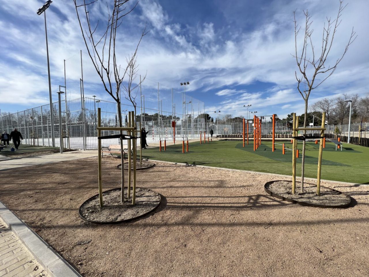 Nuevo circuito de calistenia en la Instalación Deportiva Básica Barrio del Aeropuerto.