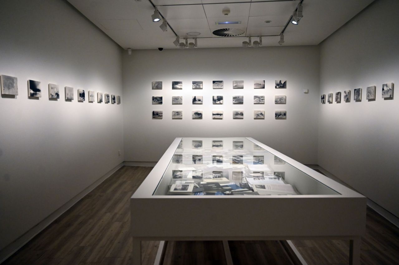 Exposición del fotografo Jorge Ribalta en la Fundación Mapfre