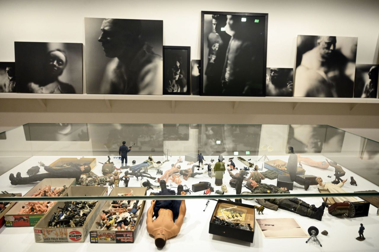 Exposición del fotografo Jorge Ribalta en la Fundación Mapfre