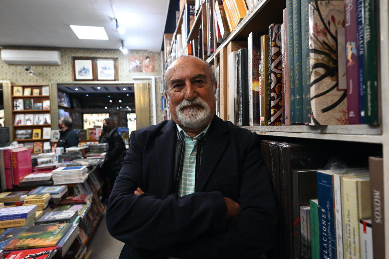 Ángel del Río en la presentación del libro 'Crónica mínima de Madrid', de María Ángeles Melero.