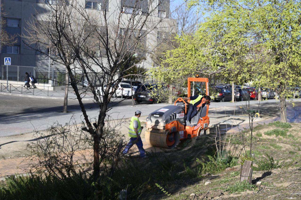 Trabajos de urbanización del parque Manolito Gafotas