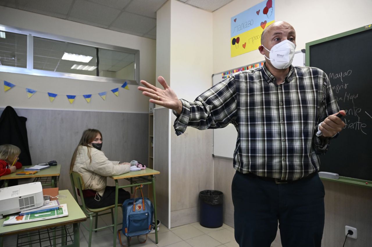 Aula de niños ucranianos en Madrid