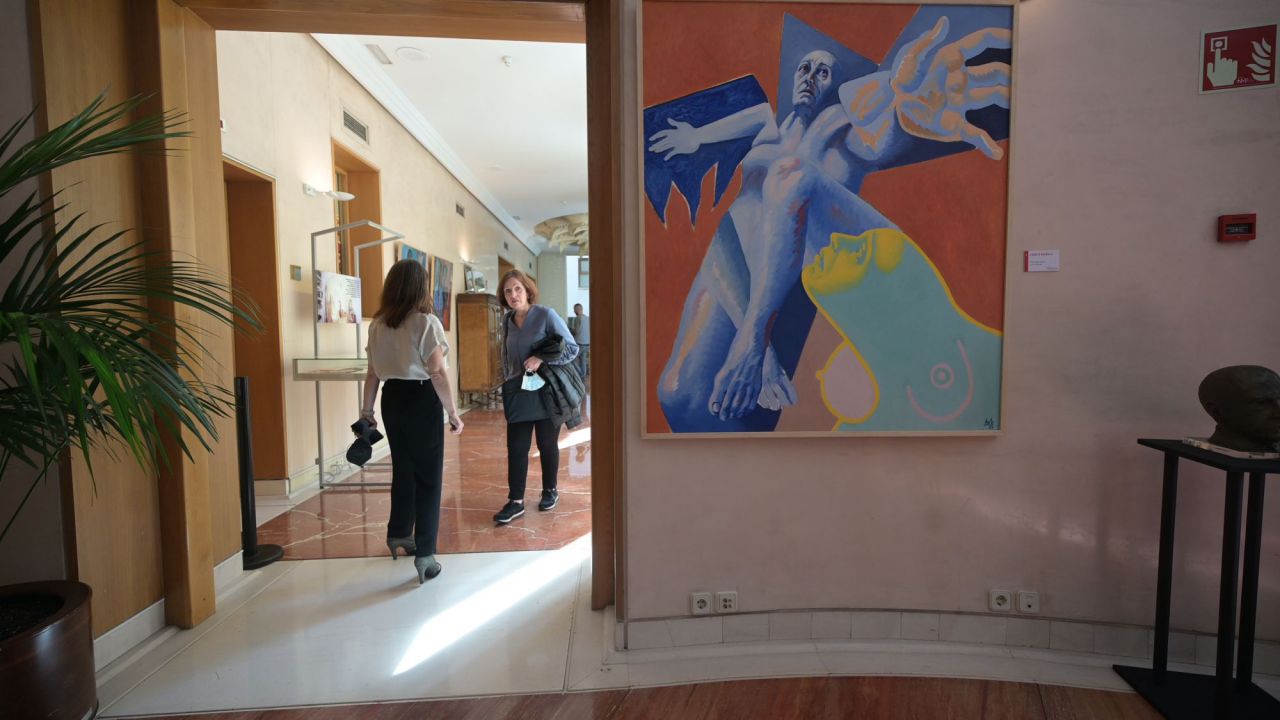 Exposición homenaje al cantautor Luis Eduardo Aute en la sede de la SGAE