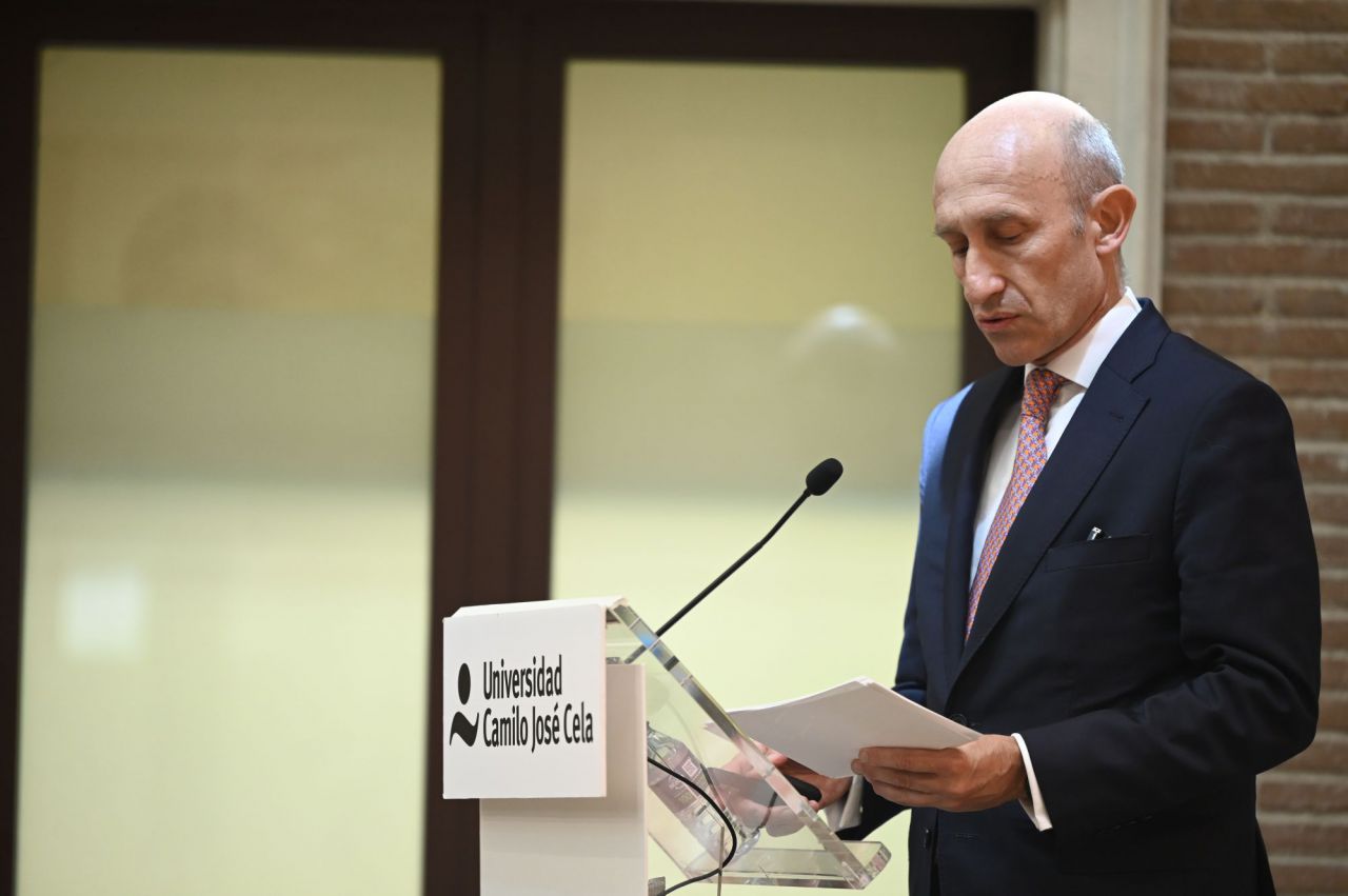 Salvador Urquía, director de Negocio de Serveo, en su ponencia: 'Infraestructuras que curan'