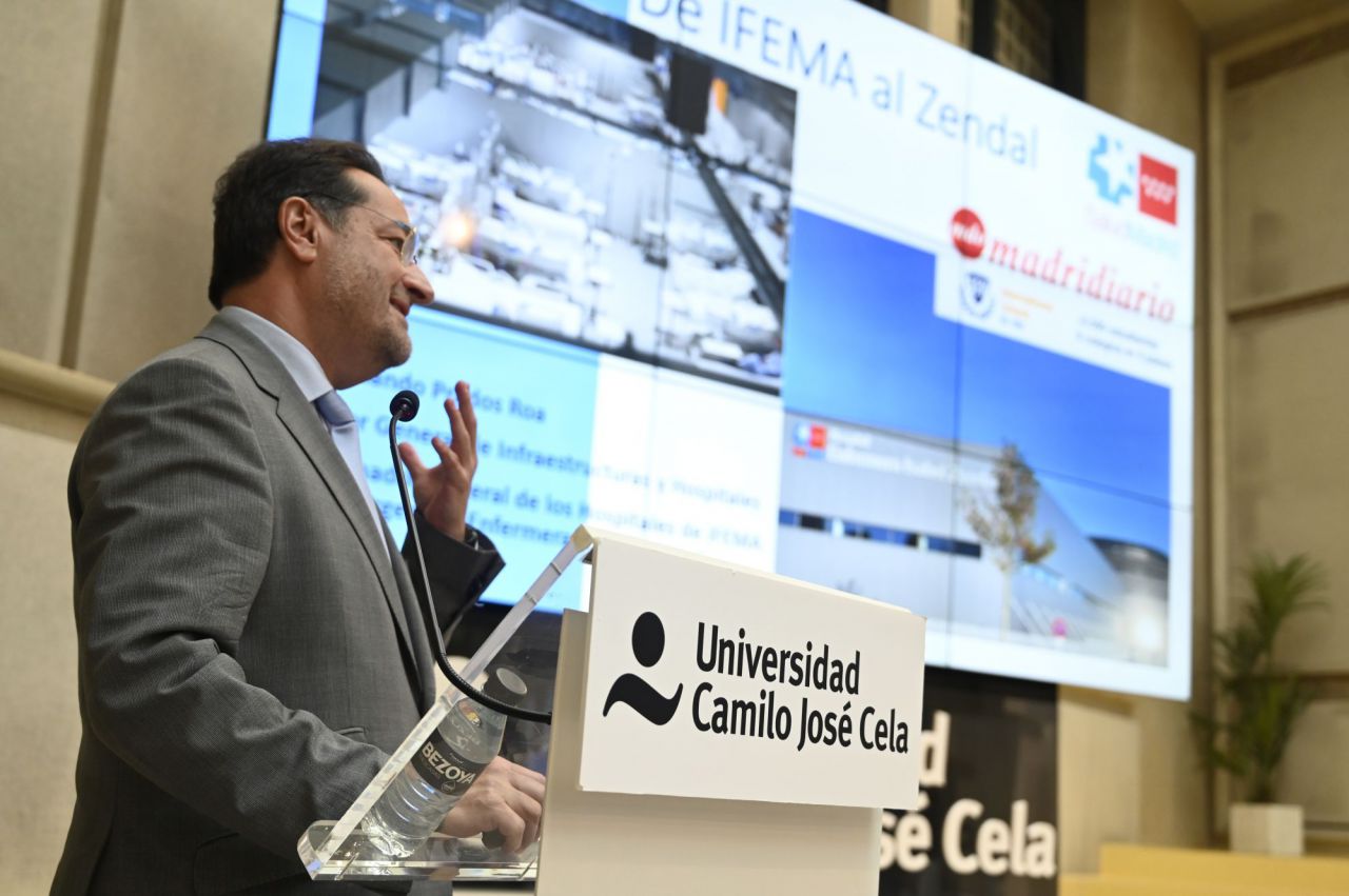 Fernando Prados, director general de Hospitales e Infraestructuras Sanitarias de la Comunidad de Madrid, en su ponencia 'De Ifema al Zendal'.
