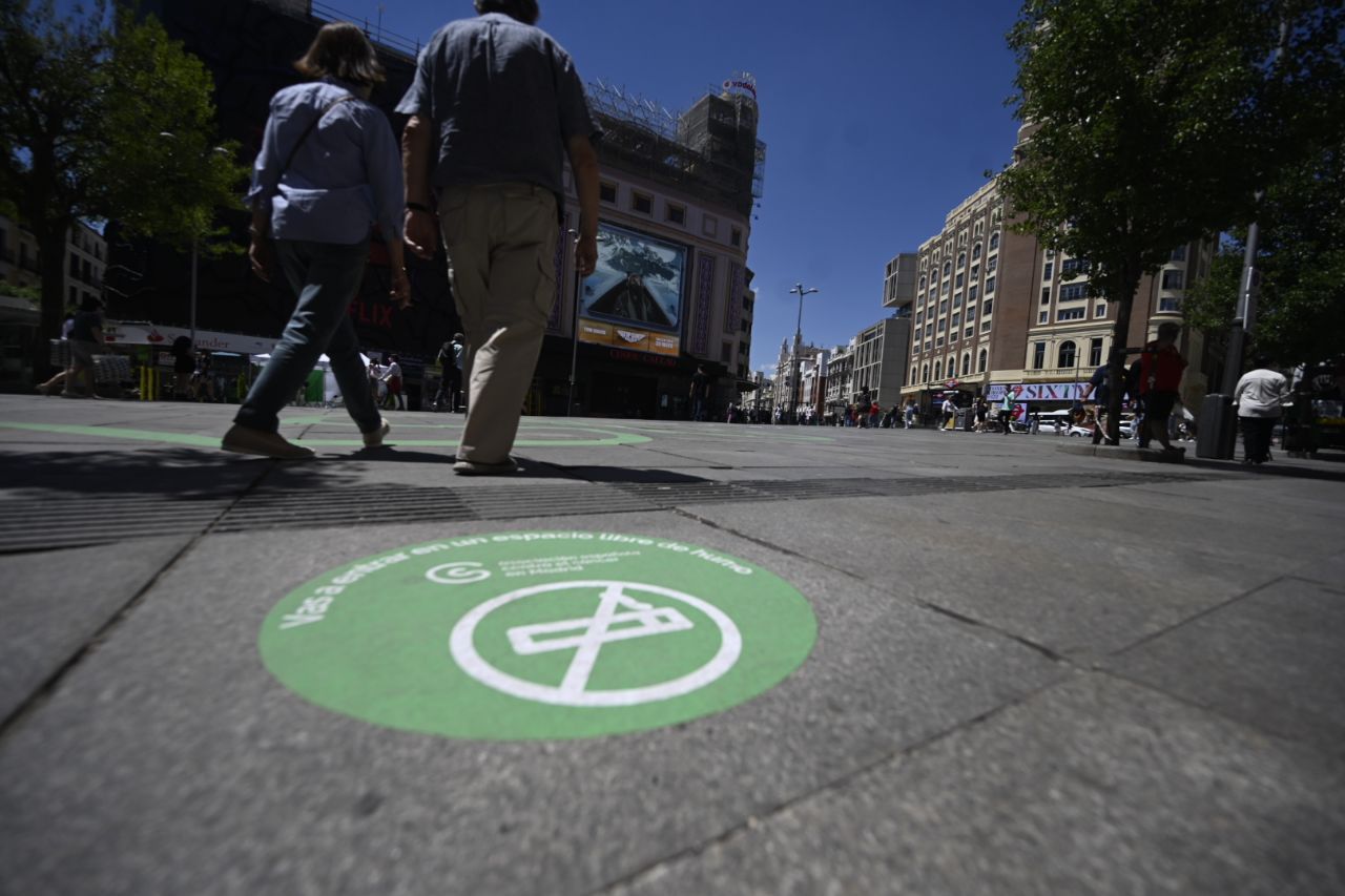 Campaña de la Asociación Española Contra el Cáncer en Callao