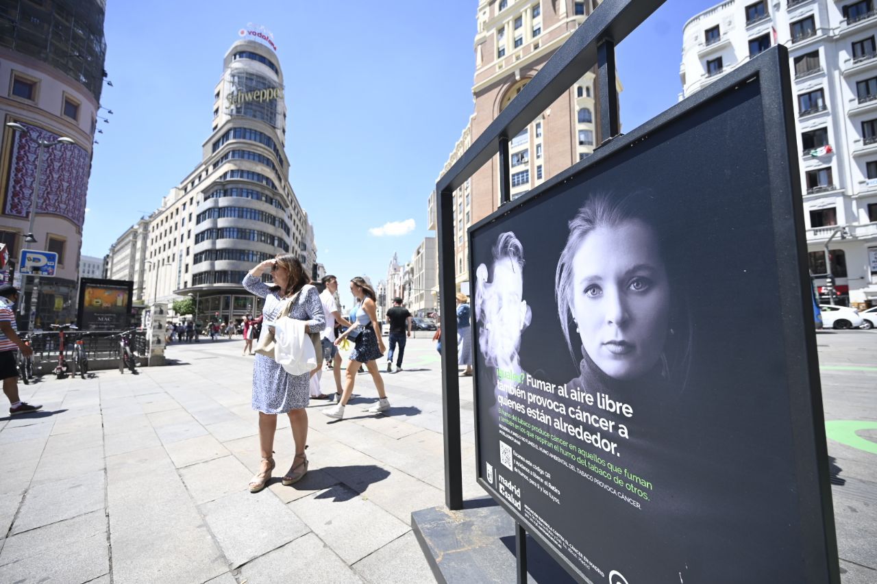 Campaña de la Asociación Española Contra el Cáncer en Callao