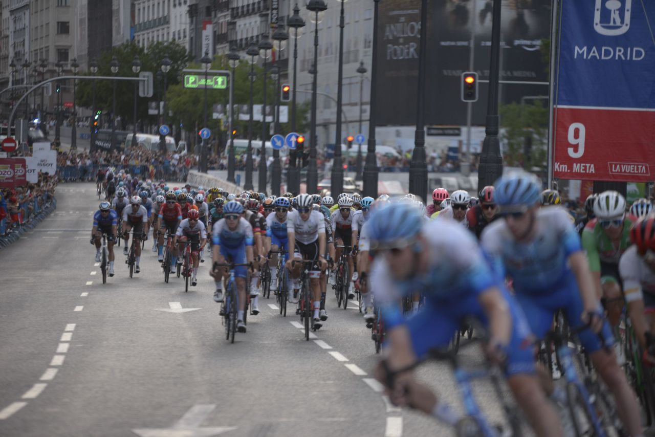 El ciclista belga Remco Evenepoel se proclama vencedor de la Vuelta a España.  