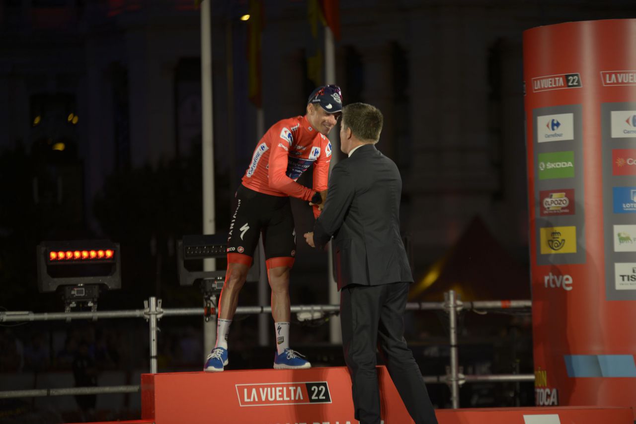 El ciclista belga Remco Evenepoel se proclama vencedor de la Vuelta a España.  