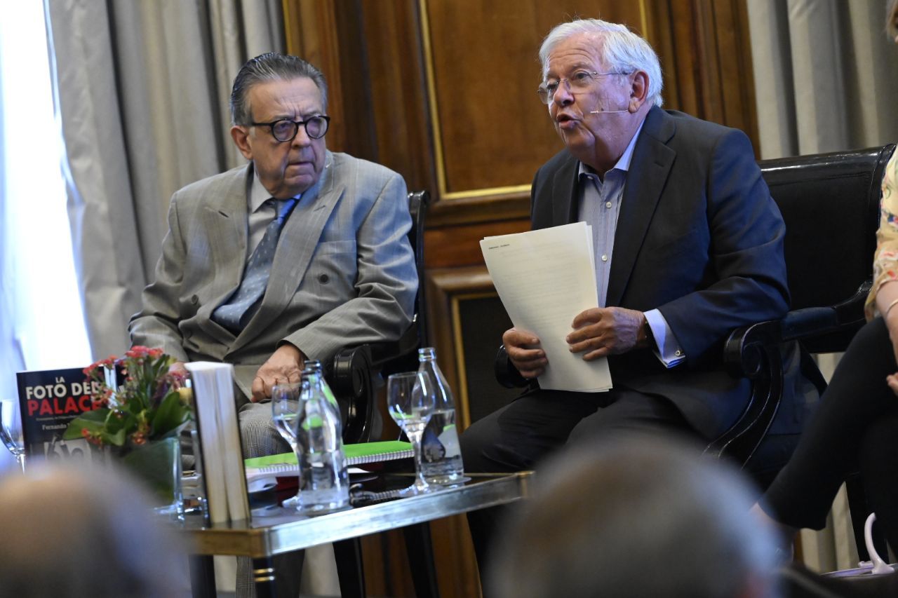 Miguel Herrero de Miñón y Fernando Jáuregui