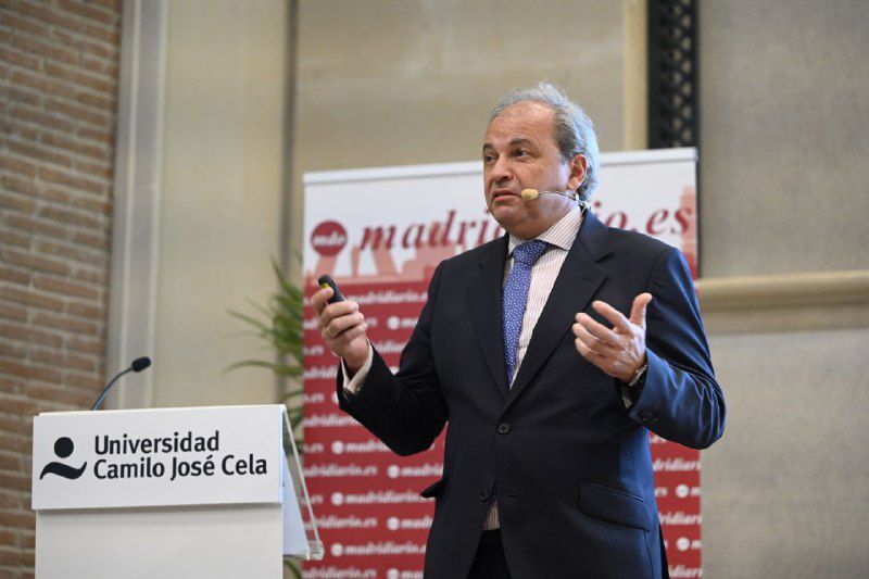 Ignacio Pérez Carasa, Director de Relaciones Institucionales de  ALSA, en las XX Jornada de Medio Ambiente
