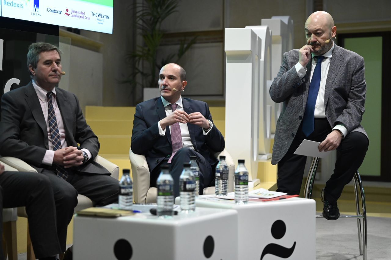 Víctor Sarabia, director general de los servicios de Limpieza y residuos del Ayuntamiento de Madrid, Jordi Payet, CEO de FCC Medio Ambiente, Javier San Millán, CEO de Valoriza, Grupo Sacyr, y Gonzalo Cañete, consejero delegado de PreZero en España y Portugal.