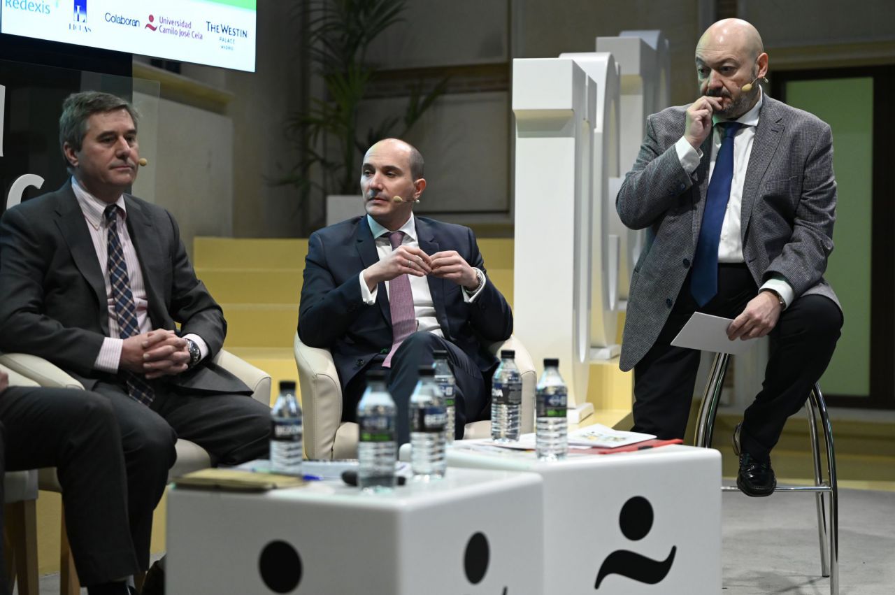 Víctor Sarabia, director general de los servicios de Limpieza y residuos del Ayuntamiento de Madrid, Jordi Payet, CEO de FCC Medio Ambiente, Javier San Millán, CEO de Valoriza, Grupo Sacyr, y Gonzalo Cañete, consejero delegado de PreZero en España y Portugal.