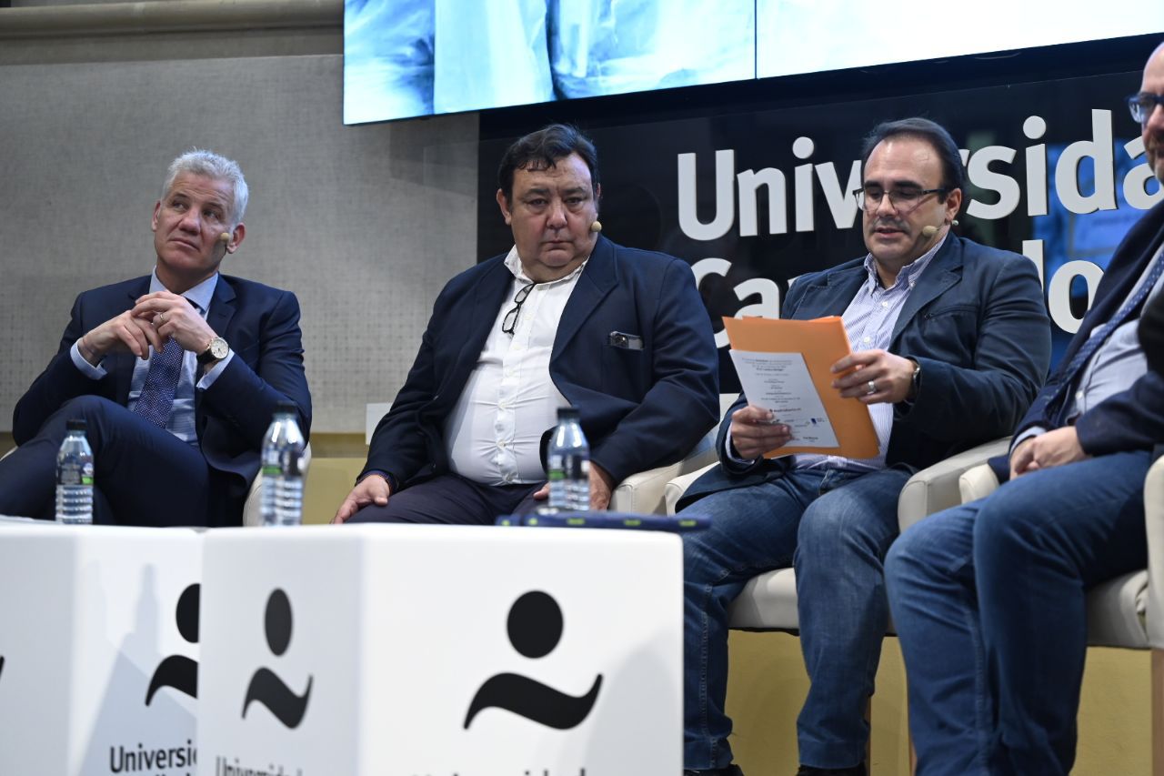 Alfredo García-Plata Fernández, alcalde de Torrelodones, Luis Guadalix Calvo, alcalde de Miraflores de la Sierra, Ángel Díaz, concejal y cuarto teniente alcalde de El Molar y Ángel Martín Herrero, presidente de la Mancomunidad de Servicios del Valle Norte del Lozoya.
