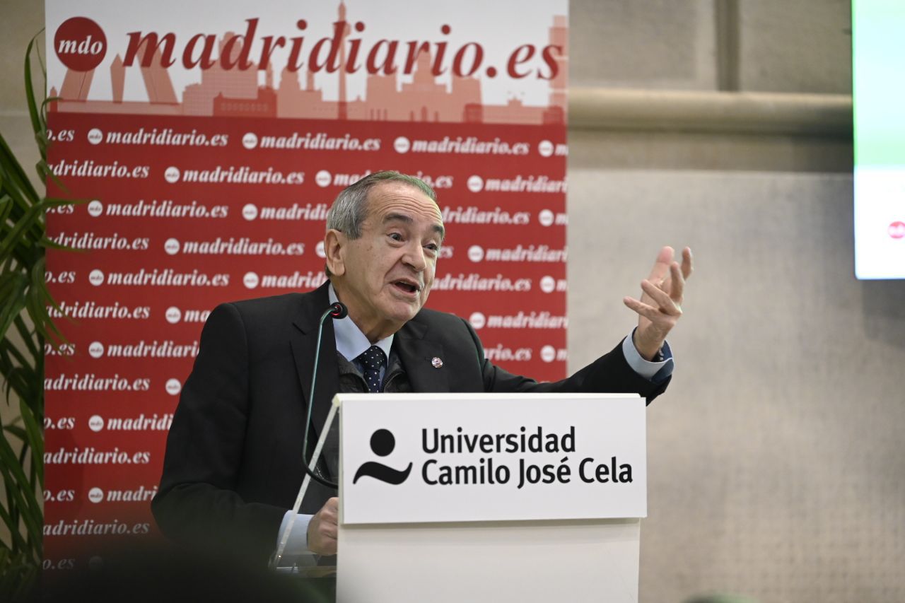Emilio Lora Tamayo, rector de la Universidad Camilo José Cela
