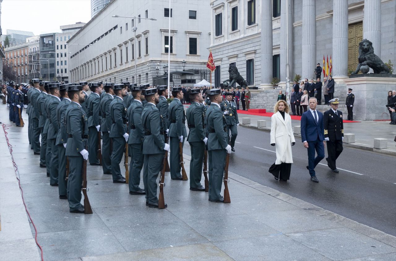 La presidenta del Congreso, Meritxell Batet y el presidente del Senado, Ander Gil, durante el acto institucional por el Día de la Constitución.