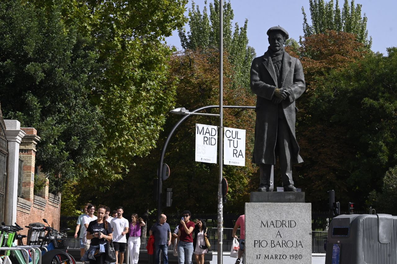 Escultura de Pío Baroja