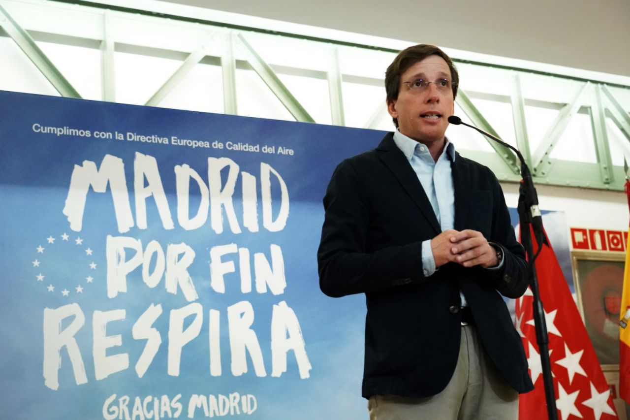 El alcalde, José Luis Martínez-Almeida, anuncia que Madrid ha cumplido por primera vez con la normativa de calidad del aire de la Unión Europea. 