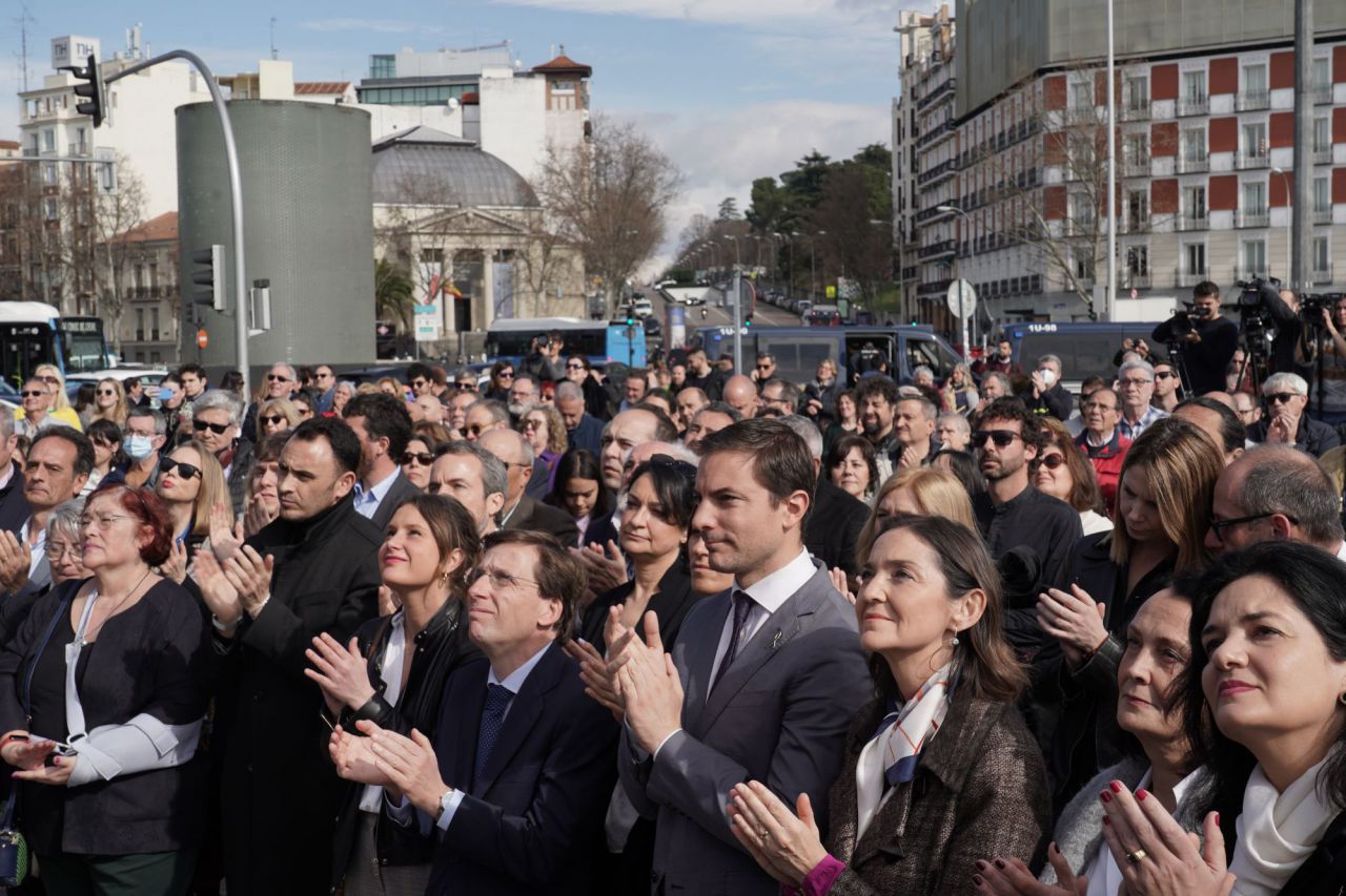 El alcalde, José Luis Martínez-Almeida, en el acto en recuerdo a las víctimas del 11-M en Atocha.
