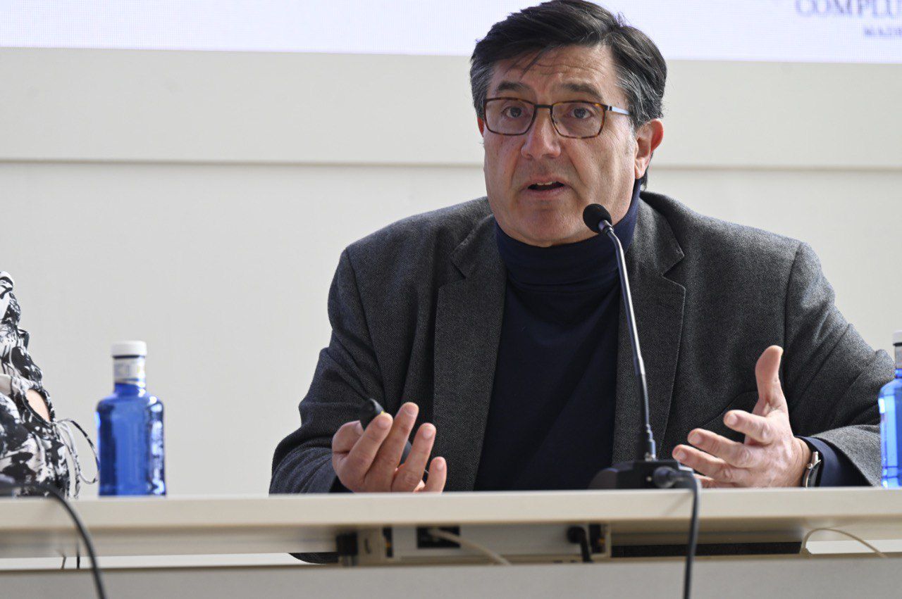 Manuel Muñoz, director de la Cátedra UCM-Grupo 5 Contra el estigma