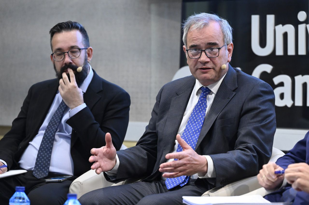 Jesús Rojo, jefe de programas europeos en la Fundación para el Conocimiento Madri+d, y Francisco Blanco, titular de Economía aplicada I de la Universidad Rey Juan Carlos