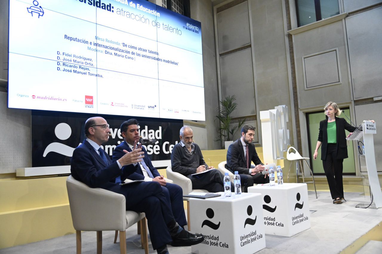 Primera mesa de debate:'De cómo atraer talento. Reputación e internacionalización de las universidades madrileñas': Fidel Rodríguez, viceconsejero de Universidades, Ciencia e Innovación de la Comunidad de Madrid; José María Ortiz, rector de la Universidad de Villanueva; Ricardo Rejas, vicerrector de Calidad y Evaluación de la Universidad Camilo José Cela (UCJC), y José Manuel Torralba, catedrático Universidad Carlos III (UC3M) y director de IMDEA Materiales