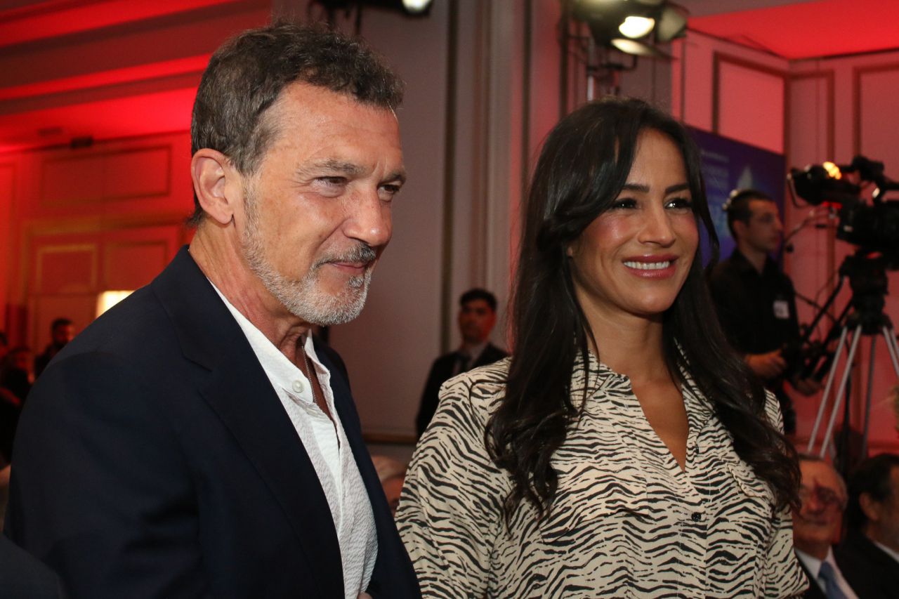 Antonio Banderas, Premio Hombre del Año, y Begoña Villacís, vicealcaldesa de Madrid.