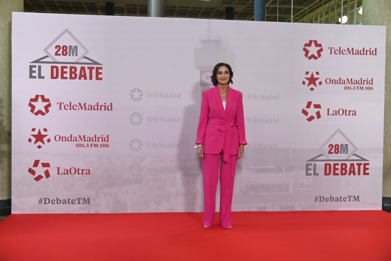 Reyes Maroto llega al debate electoral de Telemadrid