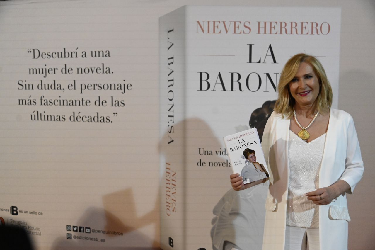 Nieves Herrero con su novela