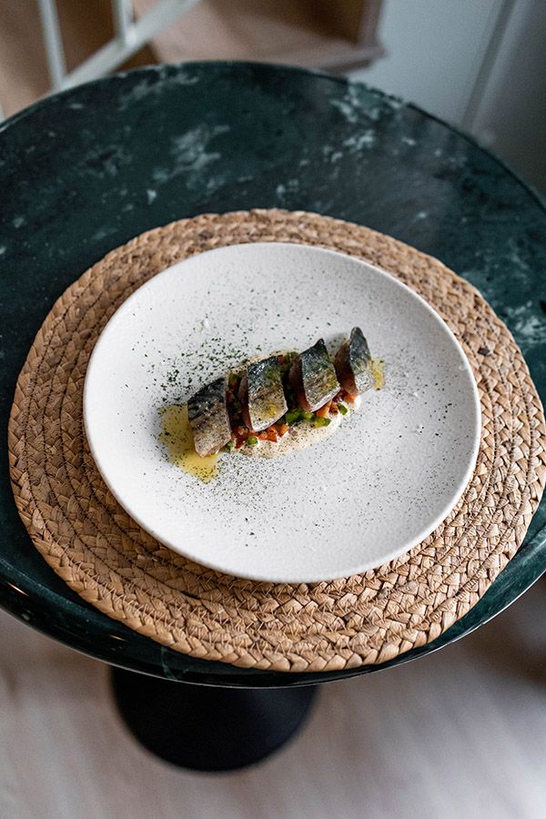 Caballa en escabeche con pipirrana