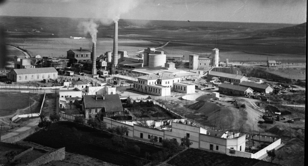 Vista de Vicálvaro y la fábrica Portland Valderrivas