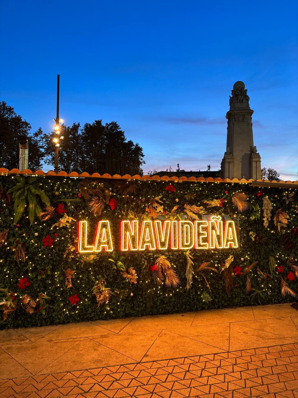 La Navideña, mercadillo de Navidad de Plaza España