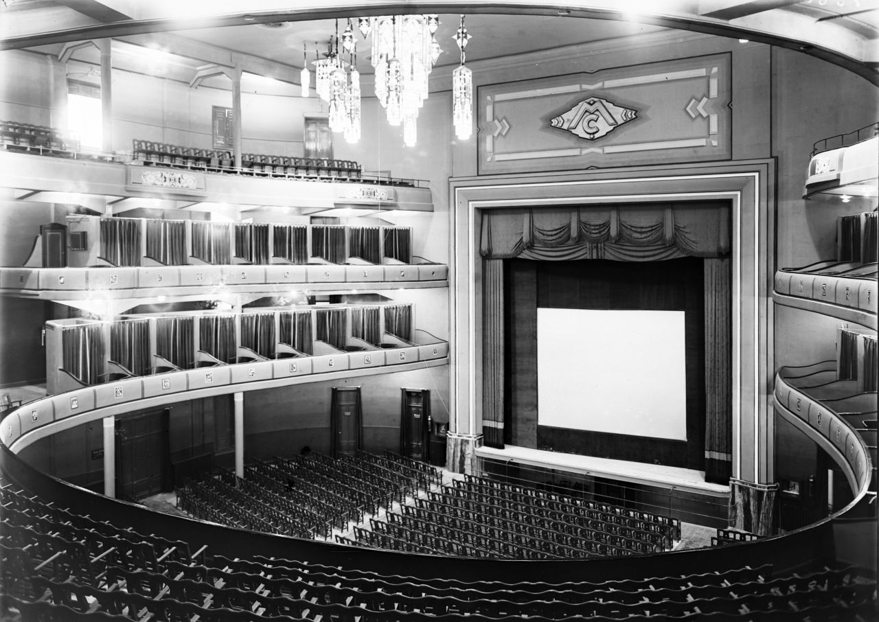 Interior del Monumental Cinema en 1923
